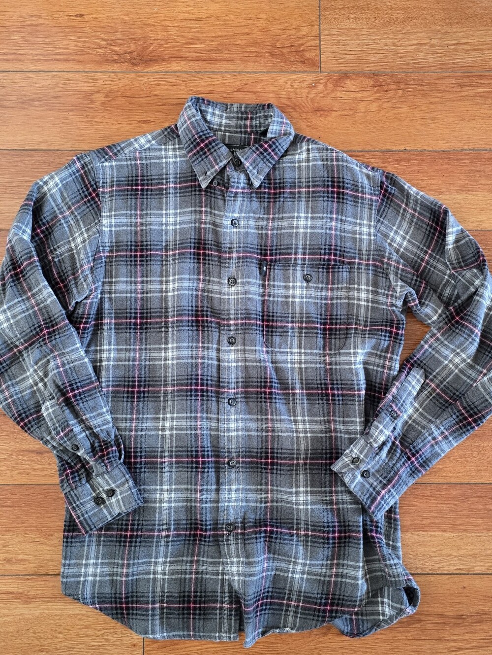 G.H. Bass & Co Plaid Long Sleeve Button Down Cotton Flannel Shirt Size Small
